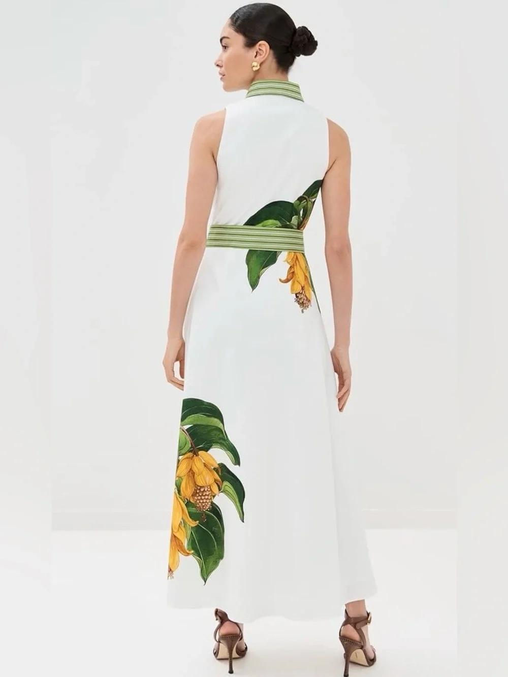 Borgo De Nor White Maxi Dress with Green Trim and Yellow Floral Print - Picture 3 of 9